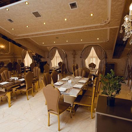 Baku Hotel 占贾 外观 照片