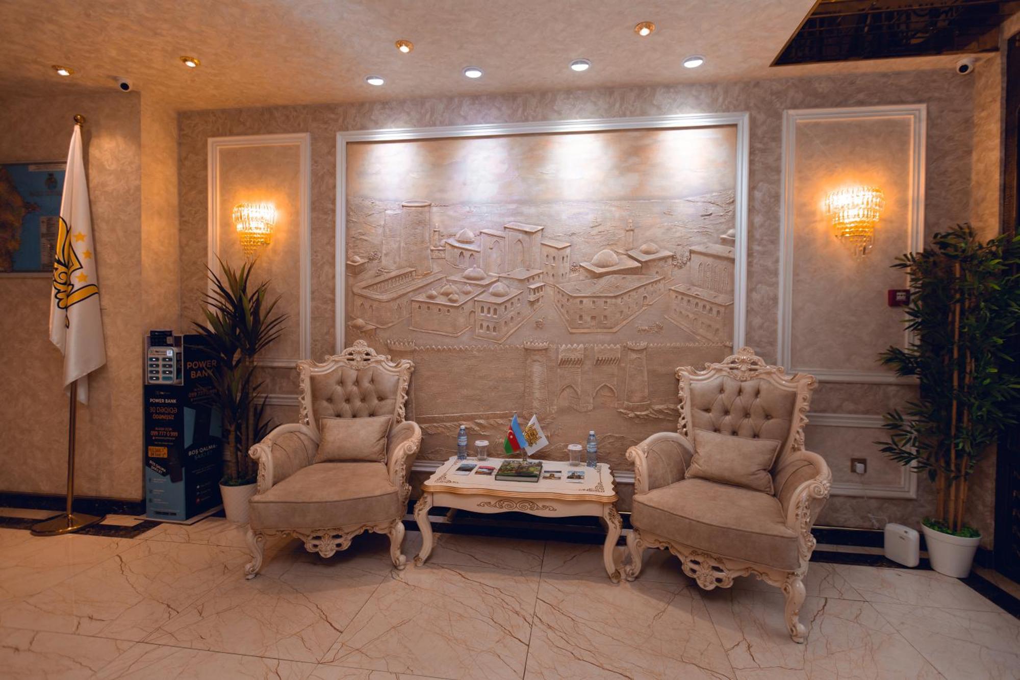 Baku Hotel 占贾 外观 照片